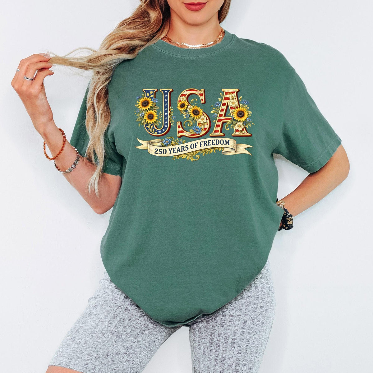USA 250 Retro Shirt, Comfort Colors® Patriotic Independence Day Top, 4th of July Shirt, 250th Anniversary USA Flag Gift