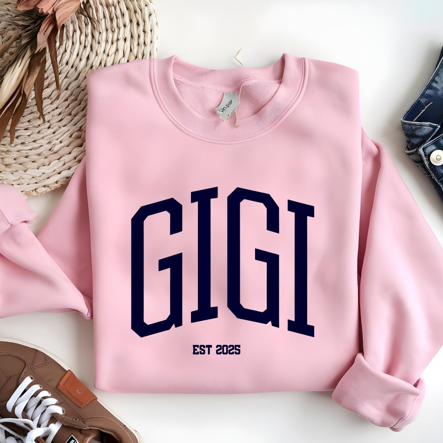 Custom Gigi Sweatshirt, Personalized EST Date Grandma Shirt, Pregnancy Reveal Outfit, New Grandma Crewneck, Mother's Day Gift
