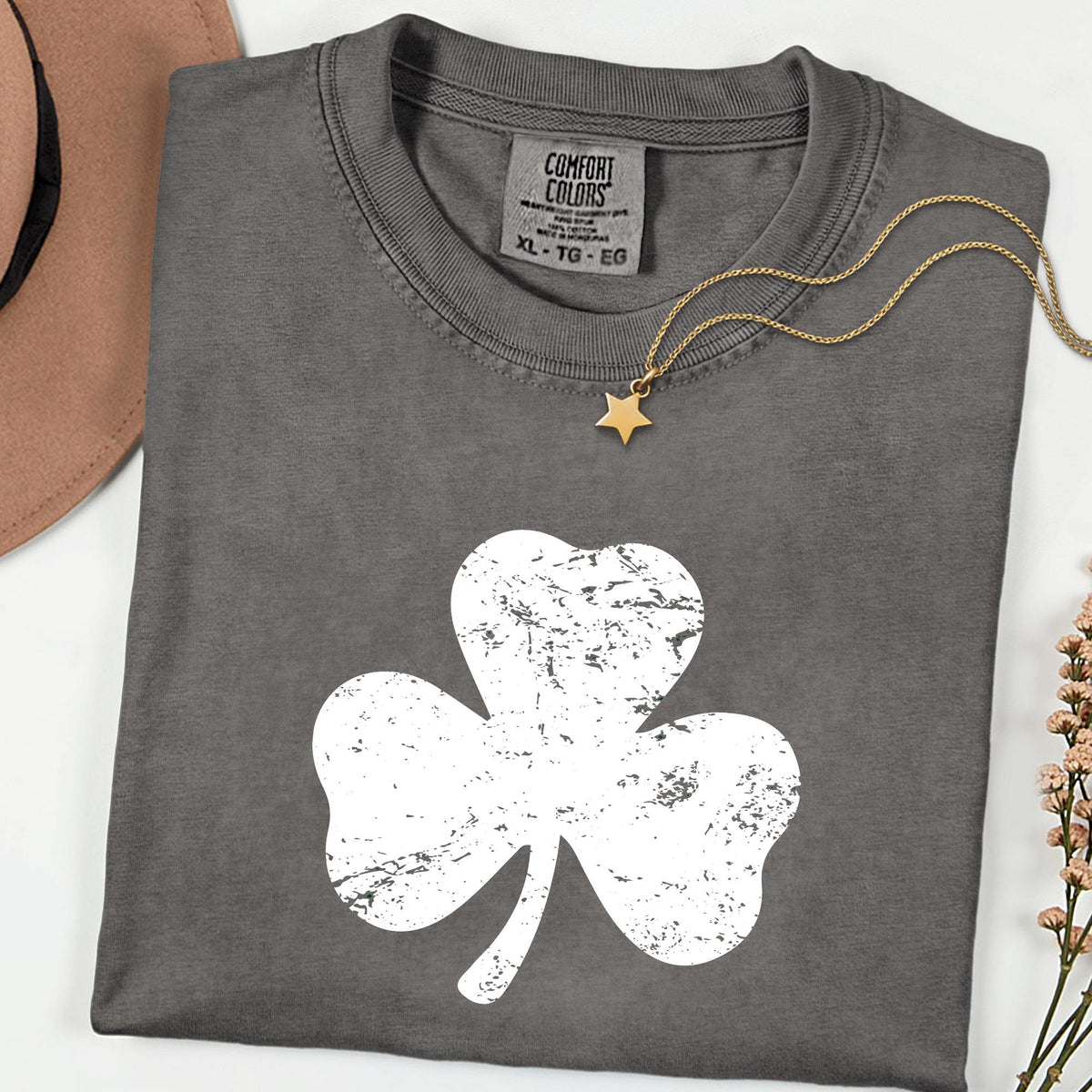Comfort Colors® Lucky Shamrock Graphic Tee, Retro St Patrick’s Day Shirt for Women, Funny Irish Vibes Top, Clover Festival Outfit