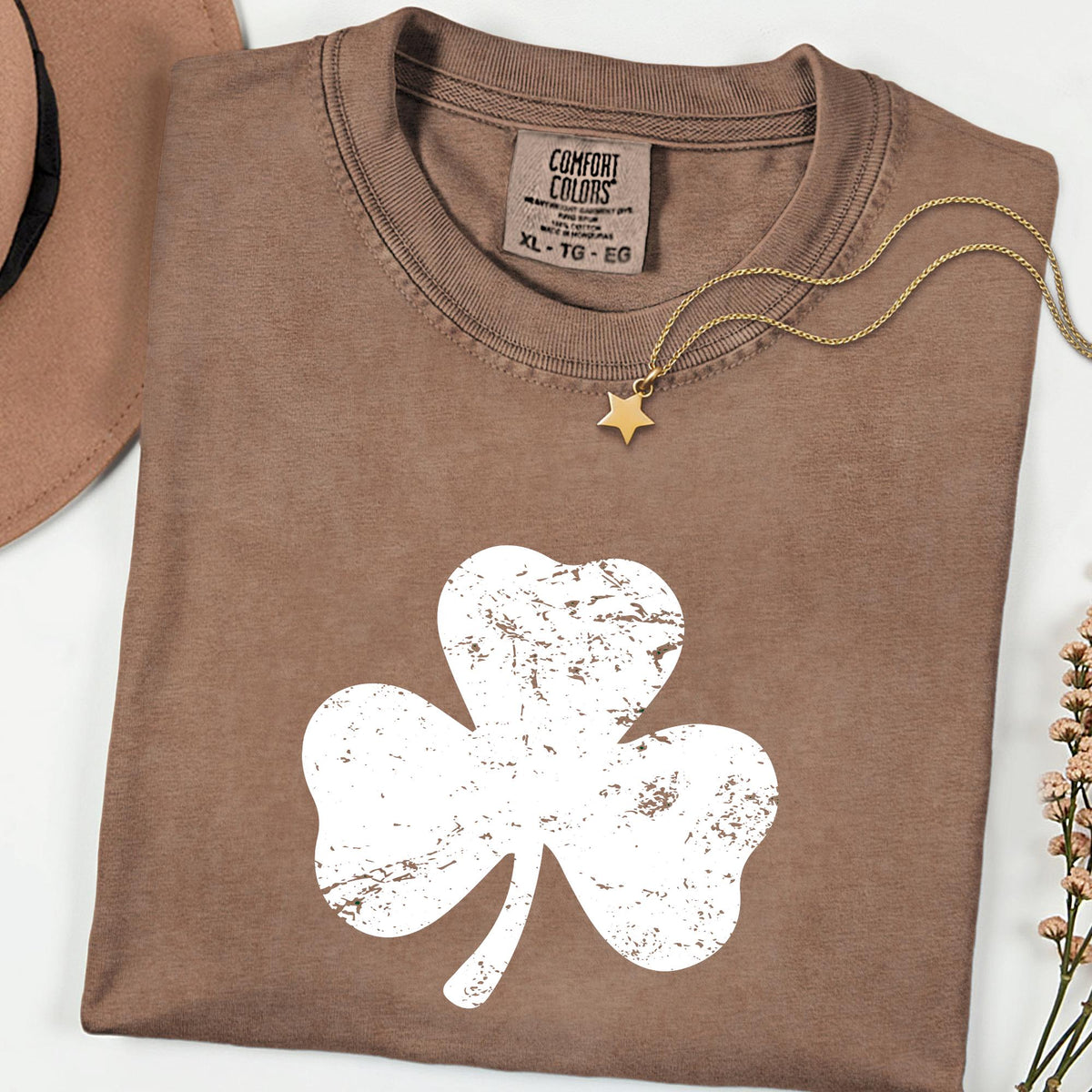 Comfort Colors® Lucky Shamrock Graphic Tee, Retro St Patrick’s Day Shirt for Women, Funny Irish Vibes Top, Clover Festival Outfit