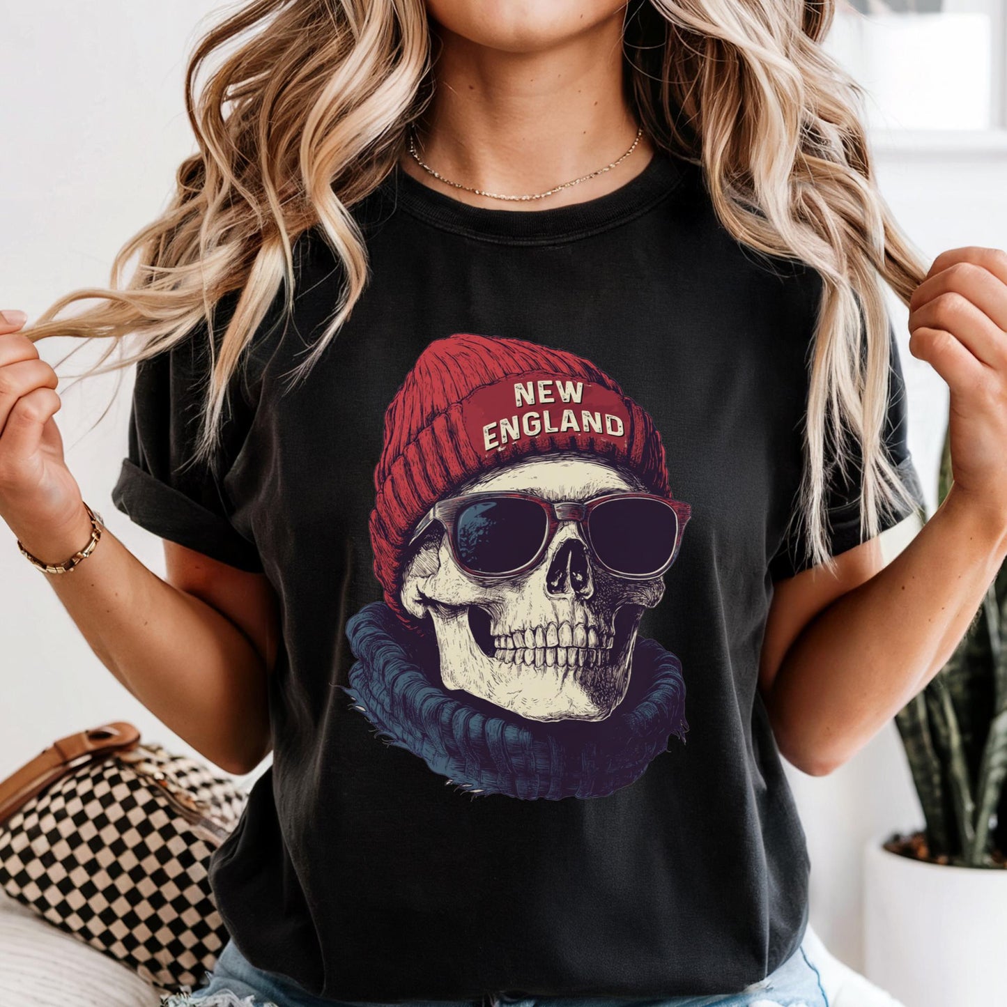 New England Football Mascot Shirt, Comfort Colors Vintage New England Fan Gift Crewneck Tee, Patriot Skull Tshirt