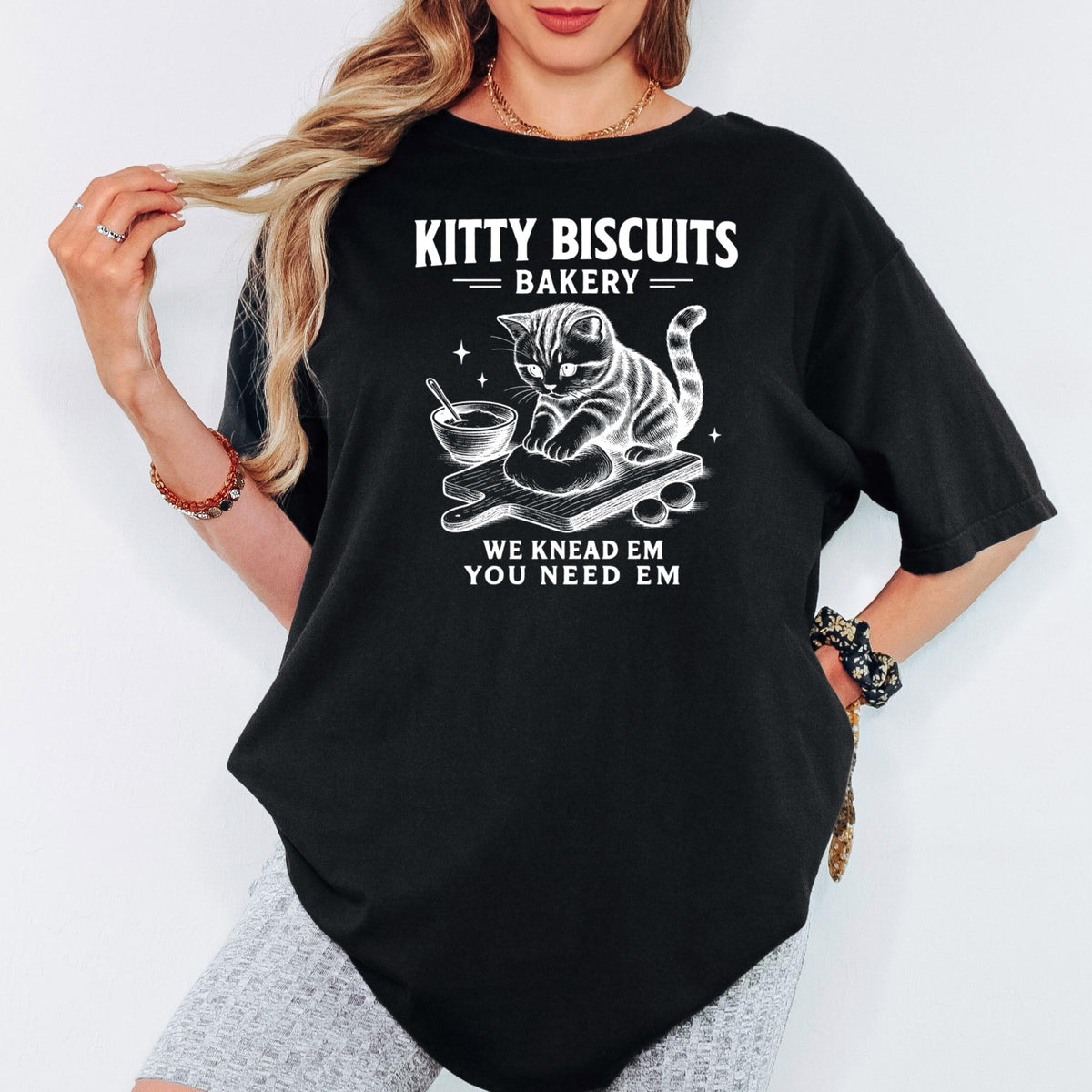 Comfort Colors® Kitty Biscuits Bakery Shirt, Vintage Cat Kneading Dough Tee, Funny Baking Lover Gift, Cute Cat Mom Top