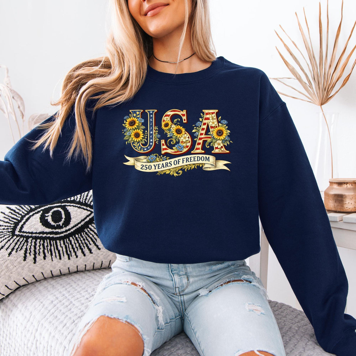 USA 250 Retro Sweatshirt, Patriotic Independence Day Outfit, 4th of July American Flag Hoodie