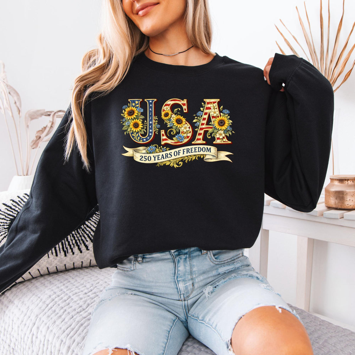 USA 250 Retro Sweatshirt, Patriotic Independence Day Outfit, 4th of July American Flag Hoodie