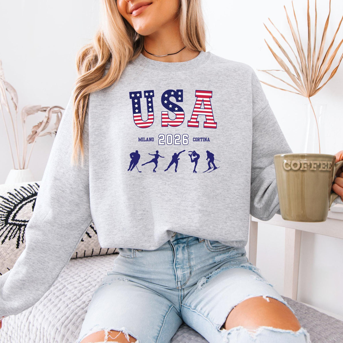 USA Winter Sports 2026 Sweatshirt, Red White Blue Snowflake Crewneck, Distressed Unisex Winter  Hoodie