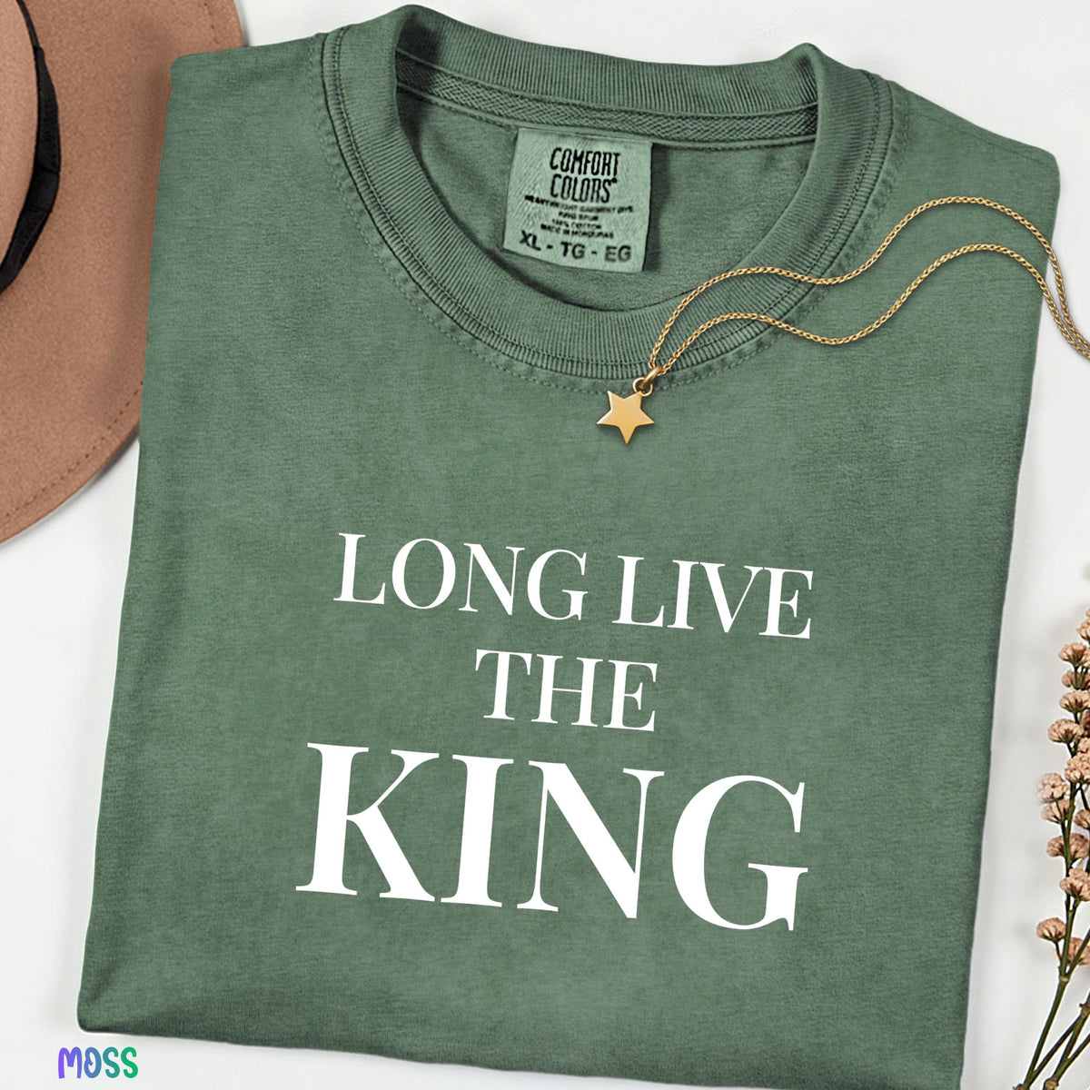 Comfort Colors® Long Live The King Shirt, Literary Quote Tee, Vintage Typography Shirt, Bold Statement Graphic Tee, Bookish Gift for Readers
