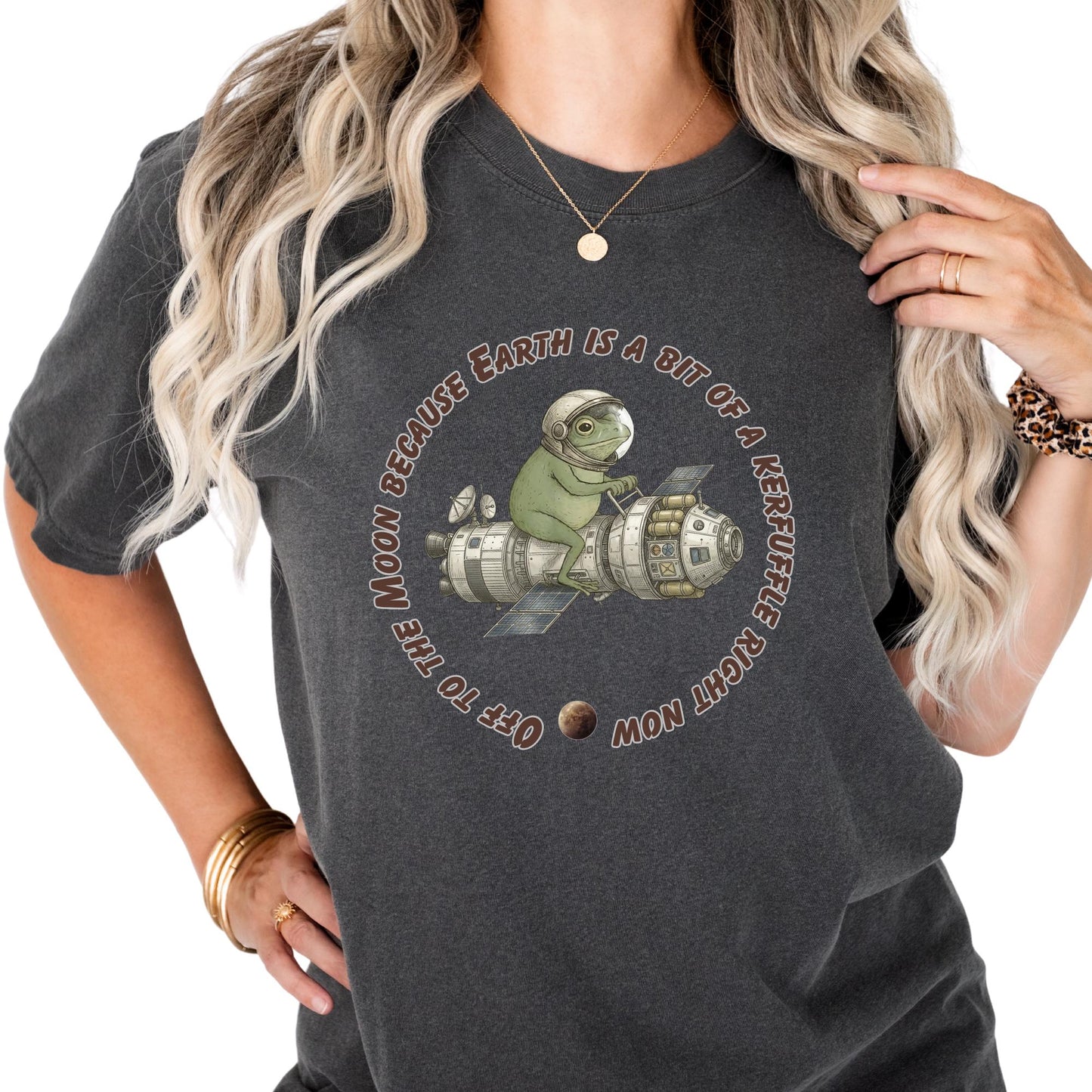 Funny Frog Off to The Moon Shirt, Retro Space Frog Tee, Weirdcore Meme T-Shirt, Artemis II Inspired Spaceship Frog Shirt