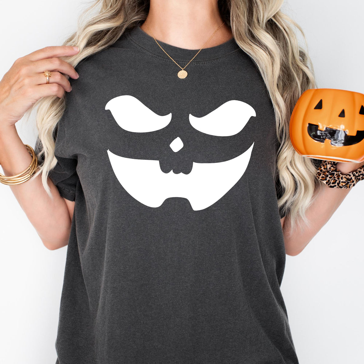 Comfort Colors® Pumpkin Face Shirt, Vintage Halloween Shirt, Fall Spooky Pumpkin Shirt, Spooky Season Tee Halloween Gift