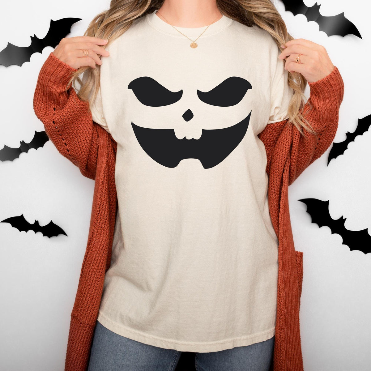 Comfort Colors® Pumpkin Face Shirt, Vintage Halloween Shirt, Fall Spooky Pumpkin Shirt, Spooky Season Tee Halloween Gift