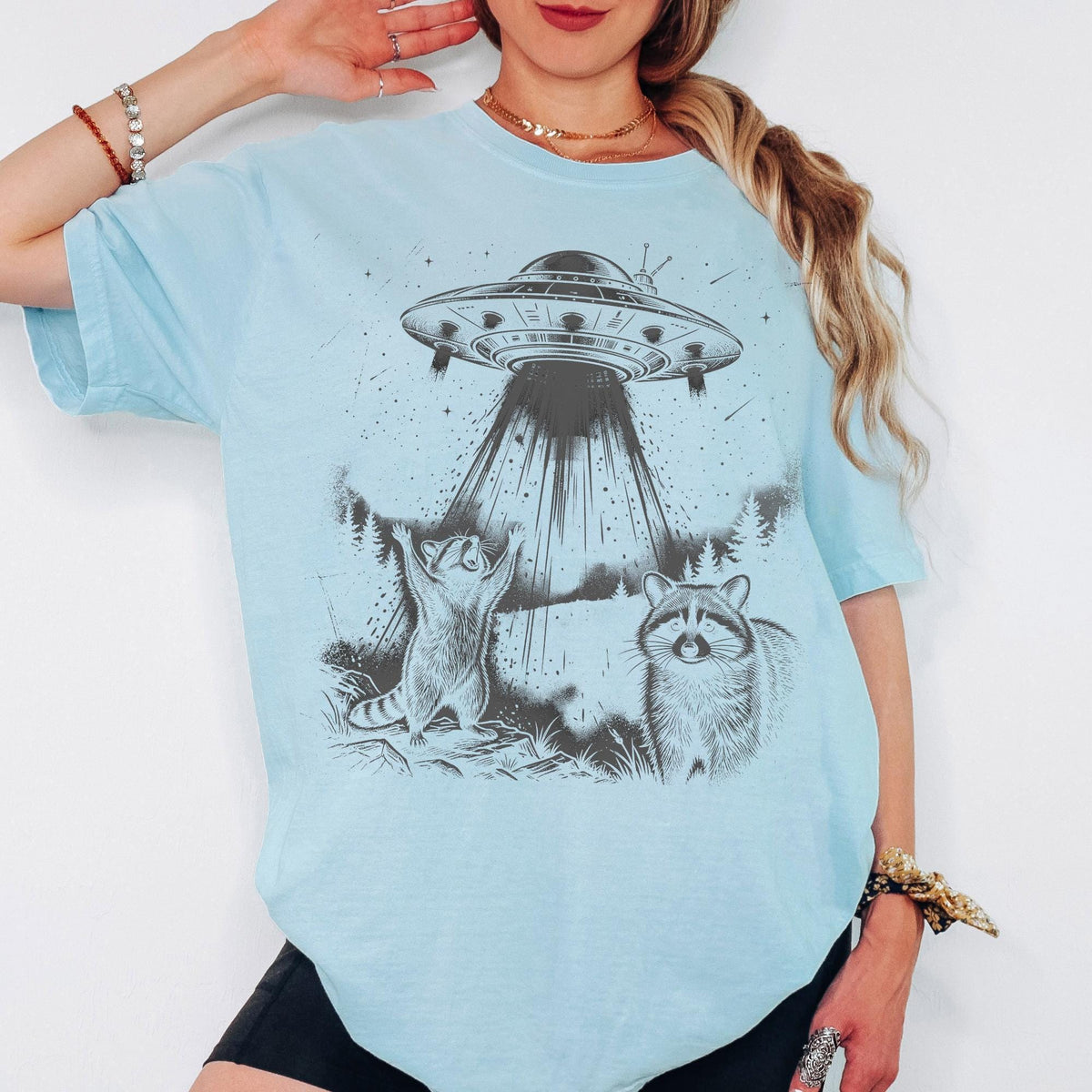 Vintage Raccoon UFO Tshirt, Comfort Colors Raccon Retro Shirt, Raccoon Oversized Shirt, Raccoon Lover UFO Meme Tee