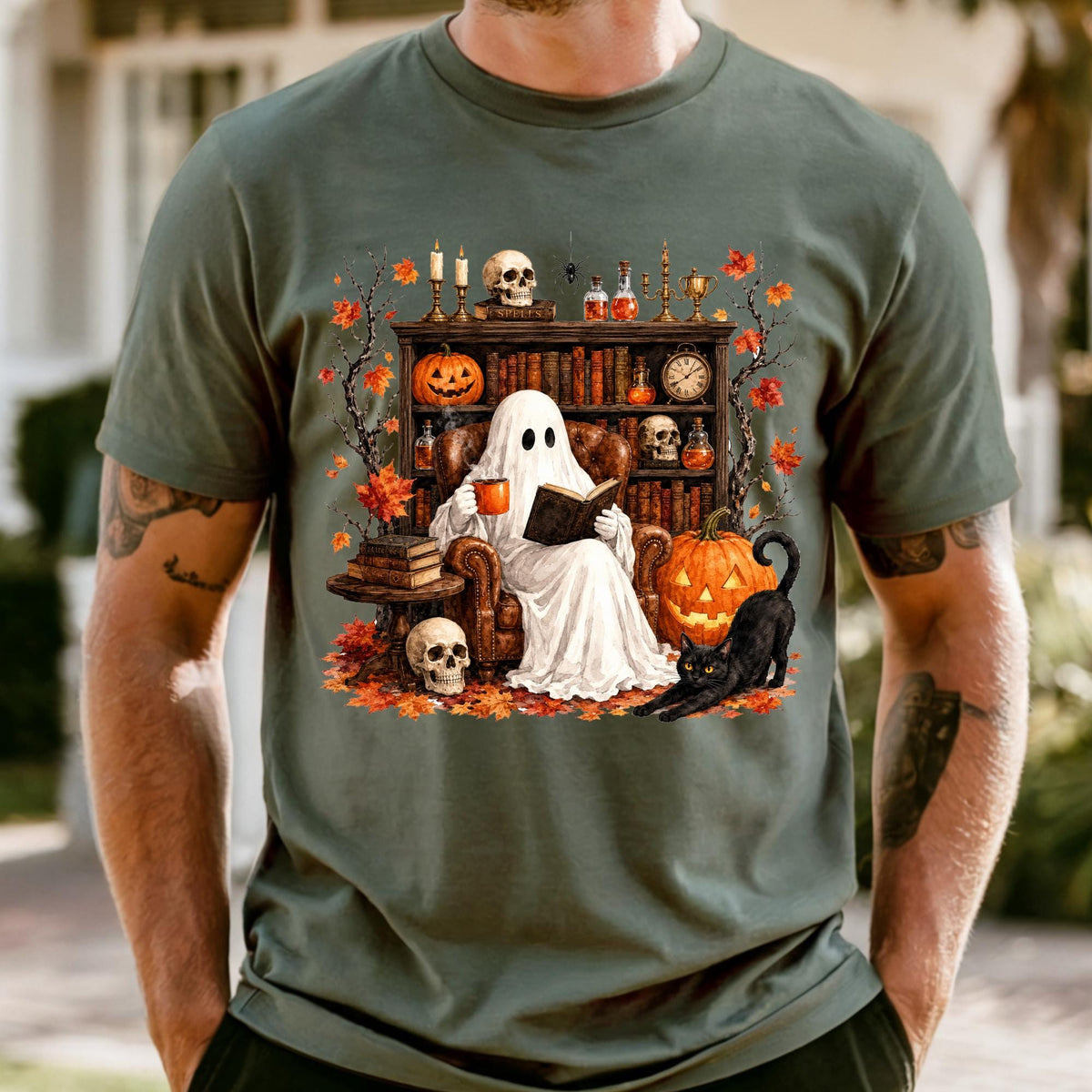 Comfort Colors® Retro Ghost Reading Shirt, Halloween Librarian Teacher Gift